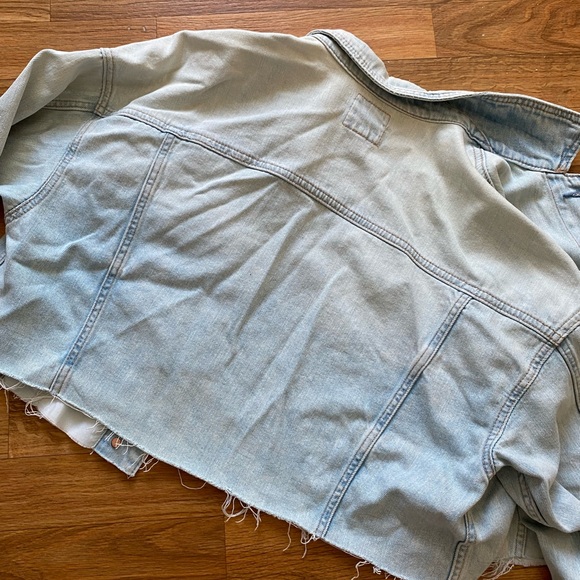 AE cropped denim jacket - Picture 4 of 4